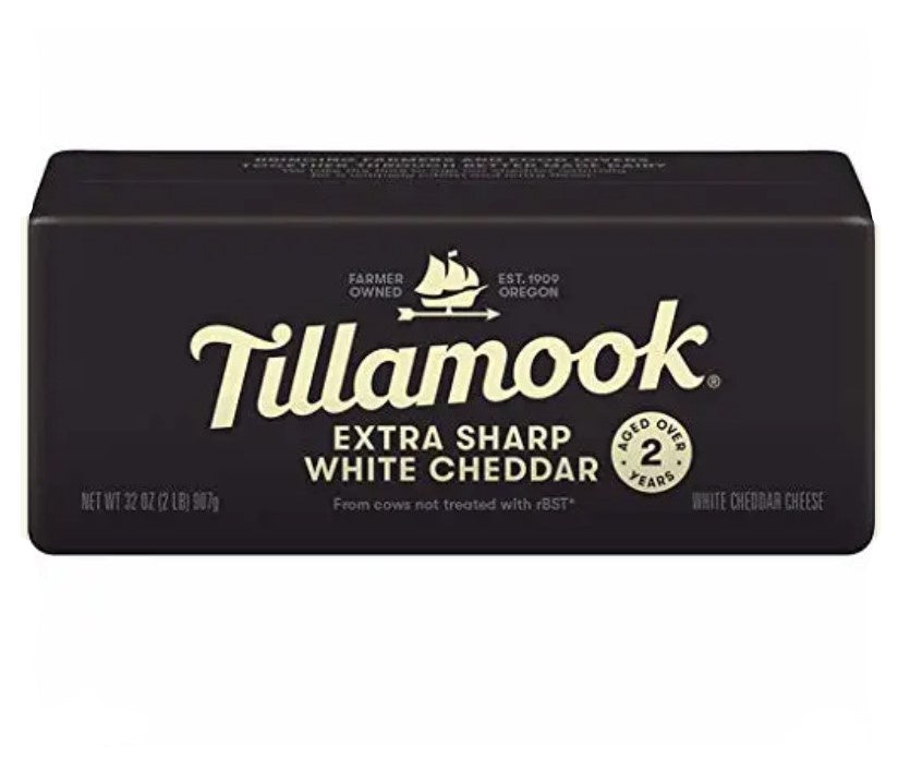 Tillamook Extra Sharp White Cheddar 32oz